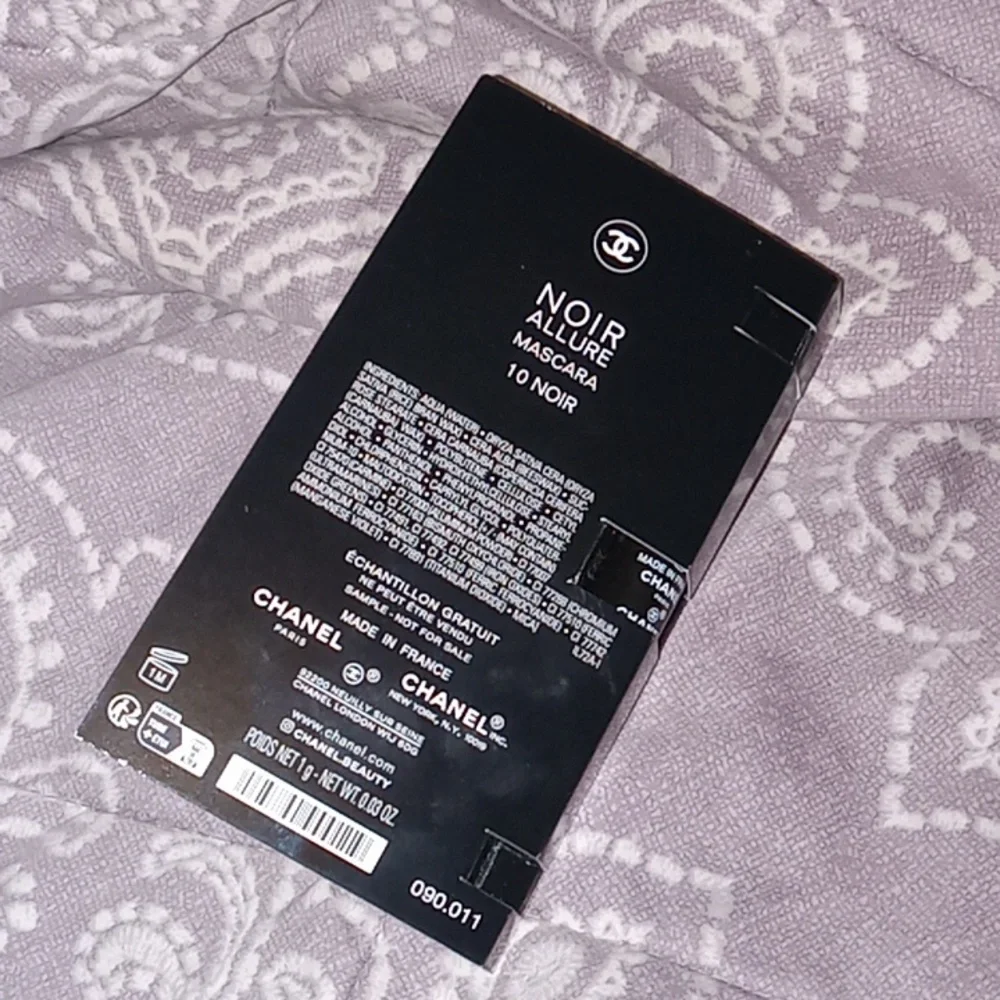New CHANEL Noir AllurE Black Mascara